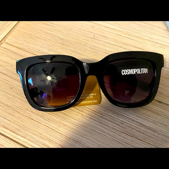 Cosmopolitan Sun Glasses - Picture 1 of 2